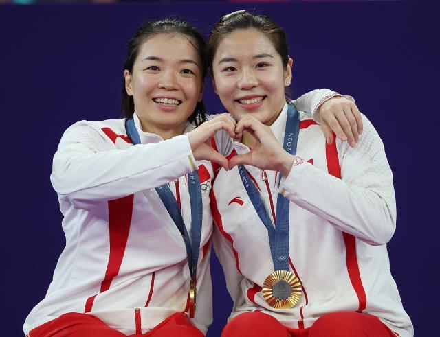 半岛体育在线-2024总结之羽毛球：圆满中有惊喜 成长中有遗憾